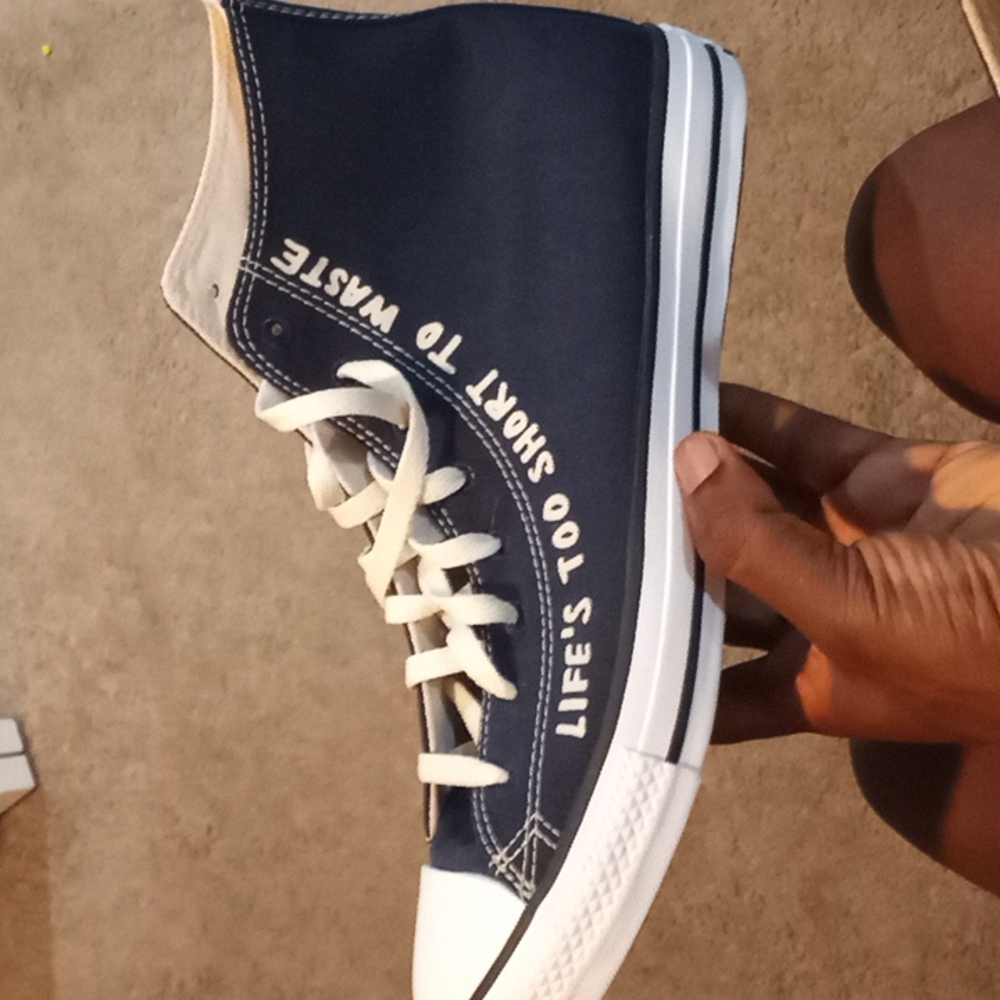 Shoes - Picture 2 of 5